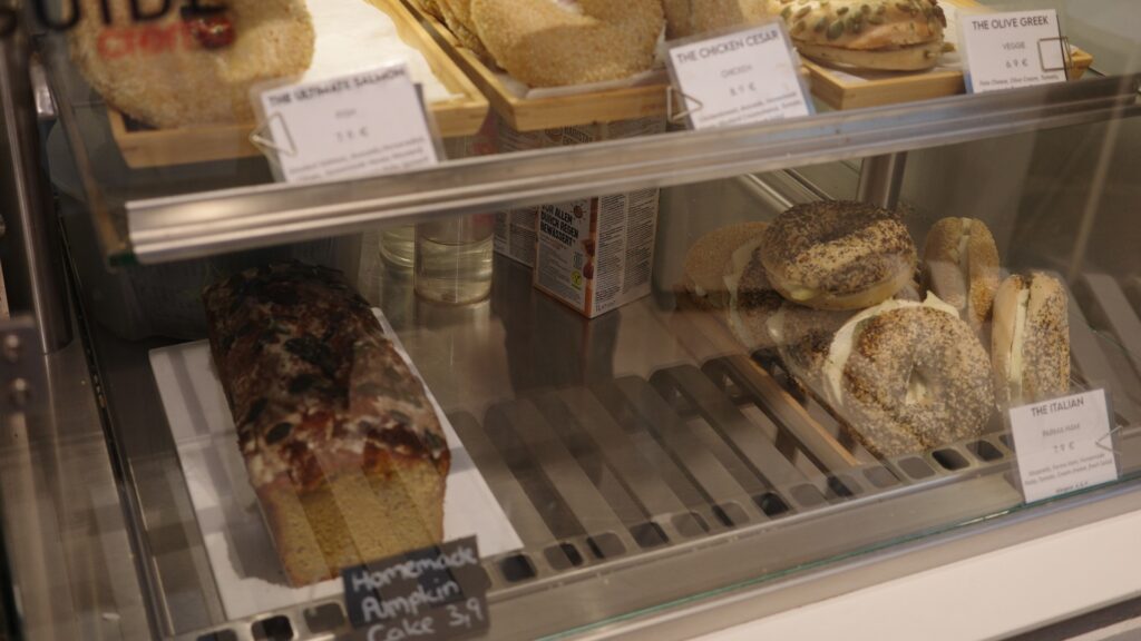 19x Coffee | Bagel | Matcha & Deli　ベーグルサンド２